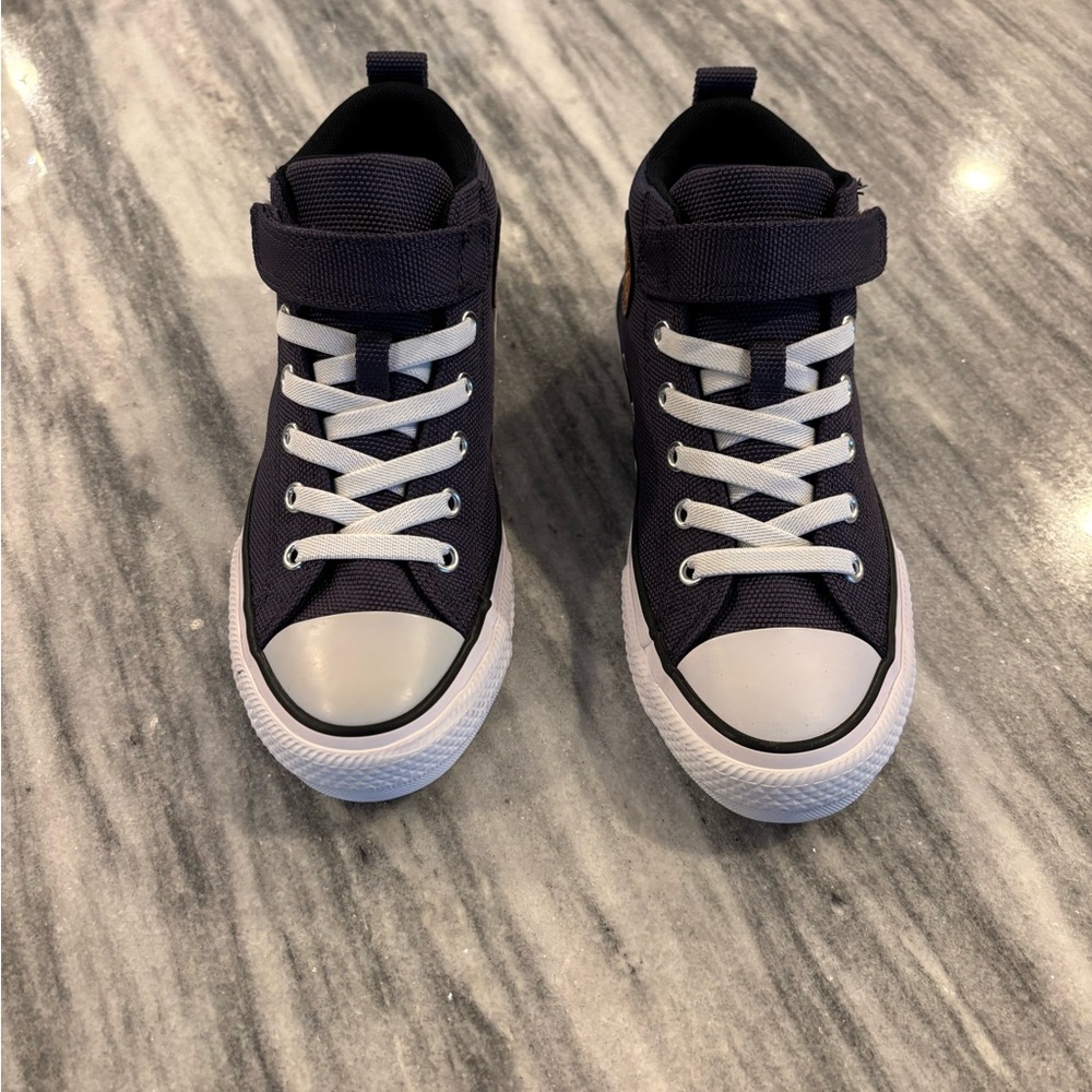 Converse Chuck Taylor All Star Malden Sneaker - Kids sz 3